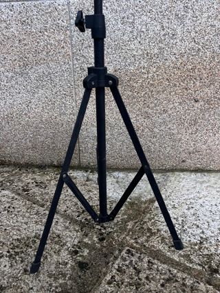 Atril de partituras metálico plegable