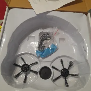 Robot Aspirador  Blanco