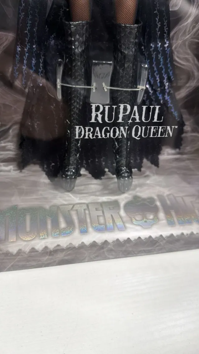 Monster High RuPaul Muñeca Dragon Queen