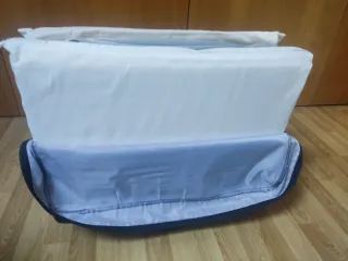 Cuna de viaje BabyBjörn + funda nórdica