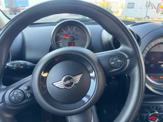 MINI Countryman 2016