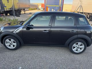 MINI Countryman 2016
