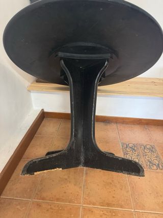 Mesa redonda madera maciza a restaurar