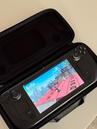 Steam Deck LCD 64GB (+Tarjeta SD, Funda y Caja)