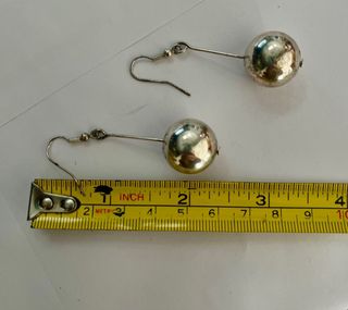 Pendientes largos vintage plateados con bola