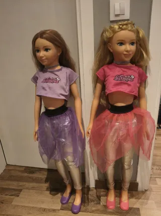 Muñecas Gisele y Claudia