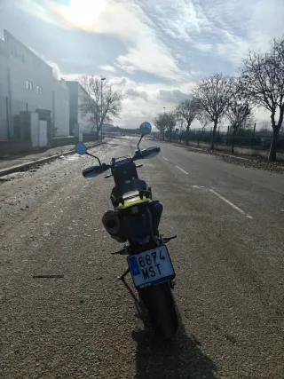 Husqvarna 701 Supermoto