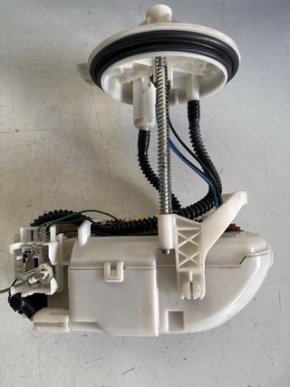 Bomba de combustible Cadillac SRX  V6 3.6 gasolina