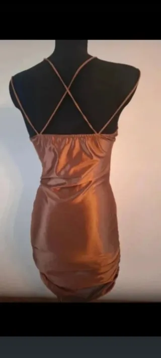 Vestido dourado/marrom com etiqueta