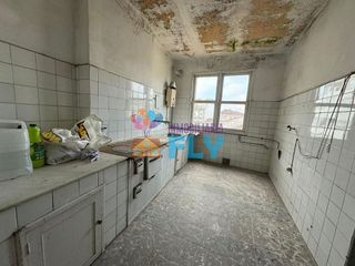 Edificio en venta en Ventiun en Ourense