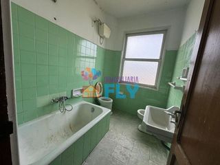 Edificio en venta en Ventiun en Ourense