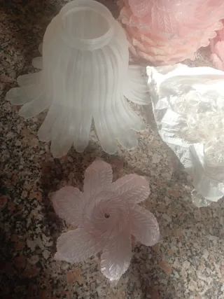 Flores para candeeiros em plástico rosa