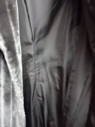 Abrigo de pelo sintético gris, perfecto estado