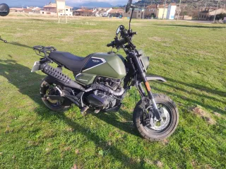 Brixton CrossFire 125 XS Verde Ideal autocaravana