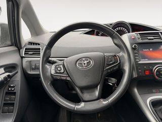 Toyota Verso Advance