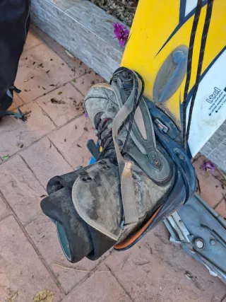 Snowboard Limited Old School con fijaciones