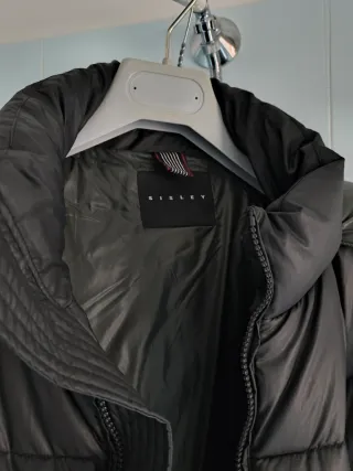 Giubbotto invernale uomo Sisley con cappuccio