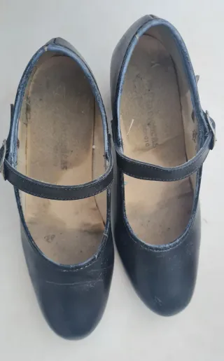 Zapatos de sevillanas / flamenco
