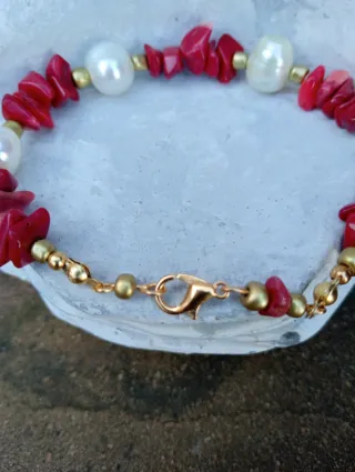 Pulsera Coral Rojo y Perlas Semibarrocas