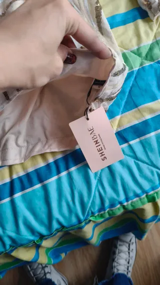 Vestido Shein lentejuelas dorado y blanco