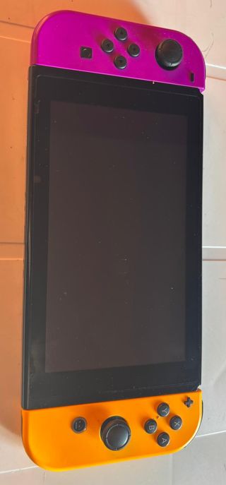 Nintendo Switch Viola Giallo