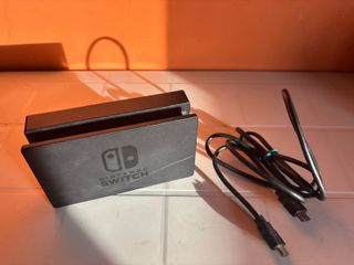 Nintendo Switch Viola Giallo