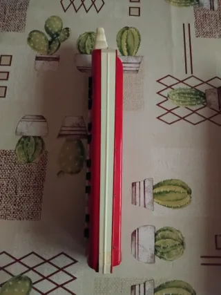 Hohner Melódica Alto Roja Antigua