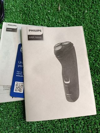 Afeitadora Philips Serie 1000