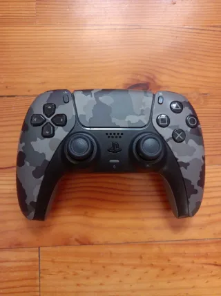 Mando PS5 Camuflaje