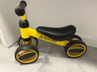 Bici de aprendizaje amarilla Arkmiido