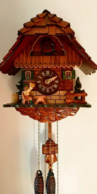 Orologio a cucù in legno