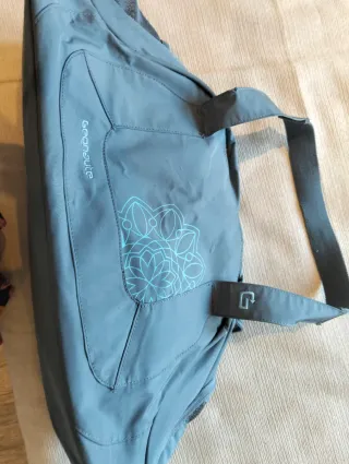 Bolso deportivo gris