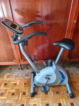 Bicicleta Estática BH Fitness Astra