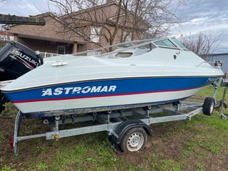 barco Astromar 5.60 con Suzuki 115cv