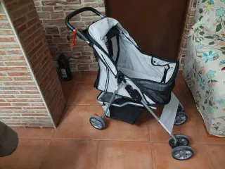 Cochecito para perros nuevo