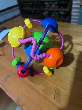 Juguete sensorial para bebé