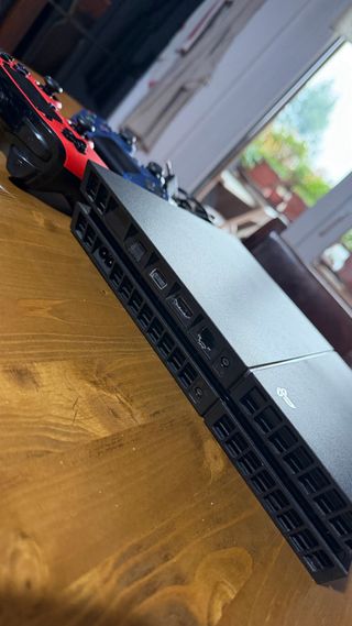 PlayStation 4 1TB – Perfettamente funzionante