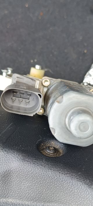 Motor elevalunas BMW E46 Dcho