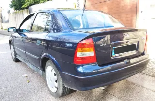 Opel Astra 2000