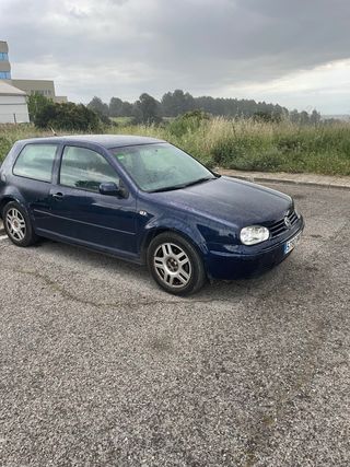 Volkswagen Golf 2000