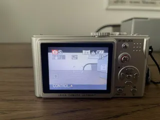 Leica D-LUX 2 Fotocamera Digitale Argento