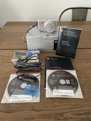 Leica D-LUX 2 Fotocamera Digitale Argento