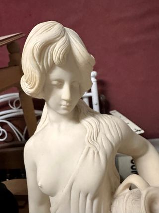 Escultura Clásica Grecorromana Mujer con Jarra