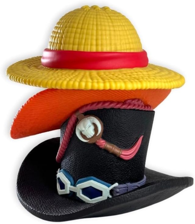Hucha Plastoy One Piece Pila de Sombreros