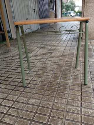 Pupitre escolar madera y metal