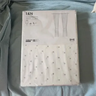 Cortinas Ikea blancas con alzapaños