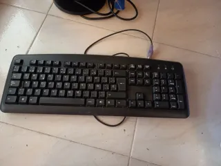 Pantalla Samsung, Teclado y Ratón