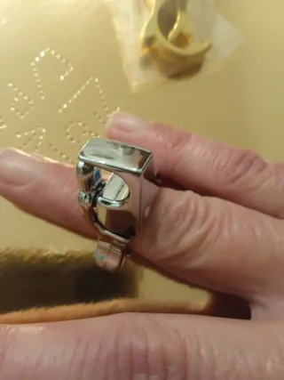 Anillo Sostenedor de Cigarrillos