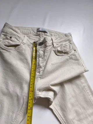 Pantalón largo beige