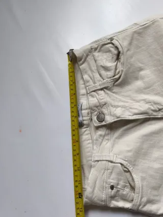 Pantalón largo beige